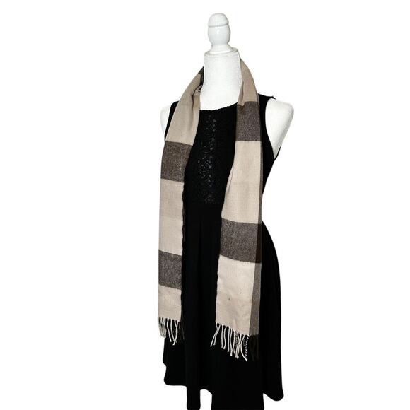 Pure Cashmere Brown Tan Fringed Scarf Made in England 66x12 - Picture 1 of 5